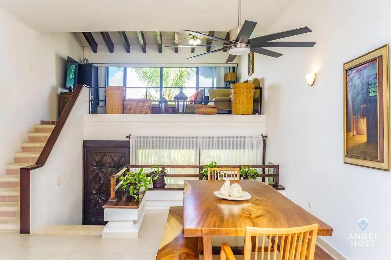Oceanside Townhome A Block To Beach Plus 3 Pools Onsite Cancun
