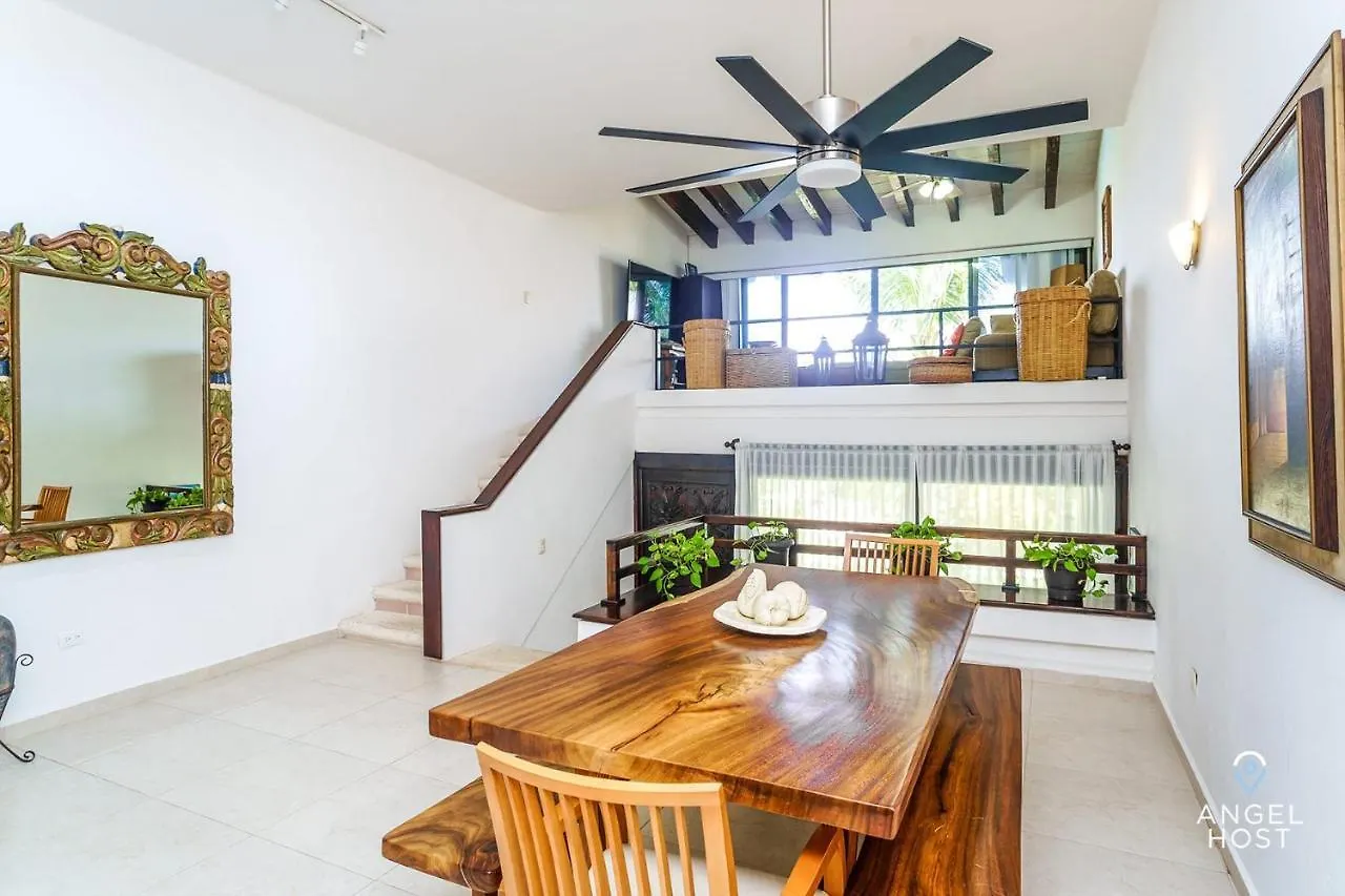 Oceanside Townhome A Block To Beach Plus 3 Pools Onsite Cancun Holiday home